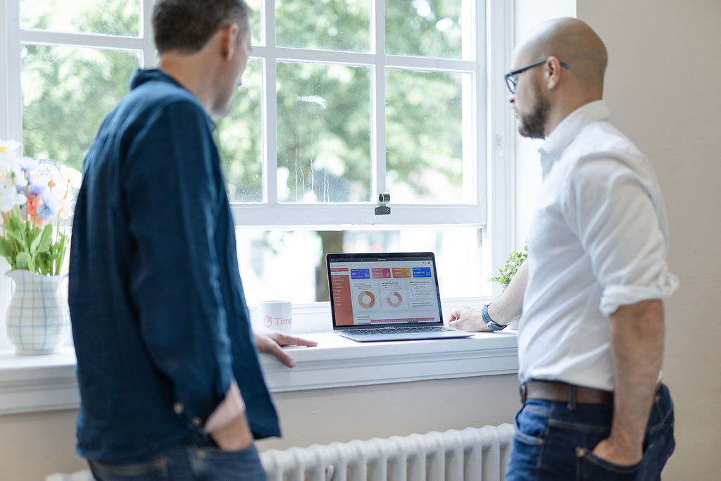 Top features to look for in timesheet software for PR agencies